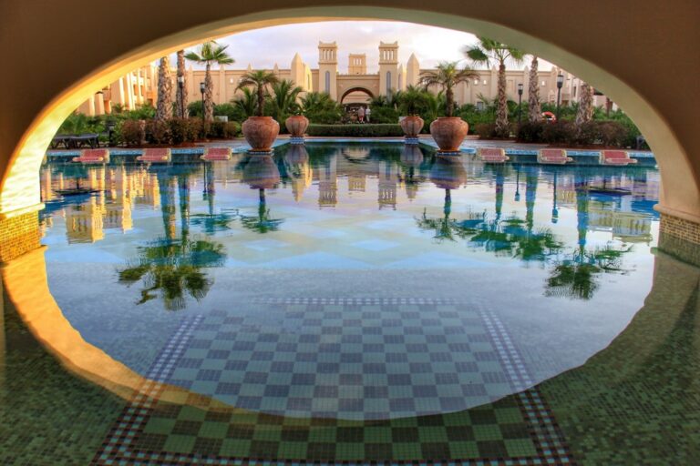 Elite Royale Hotel Casino: Where Comfort Meets Excitement