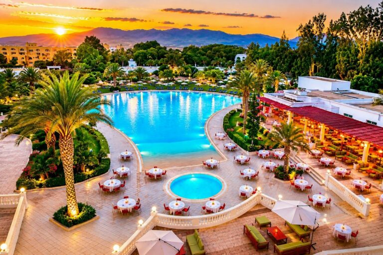 Plan Your Dream Vacation at Elite Royale Hotel Casino Today